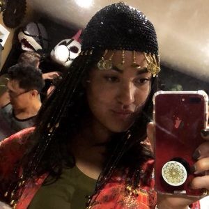 Meet your Posher, Jennifer